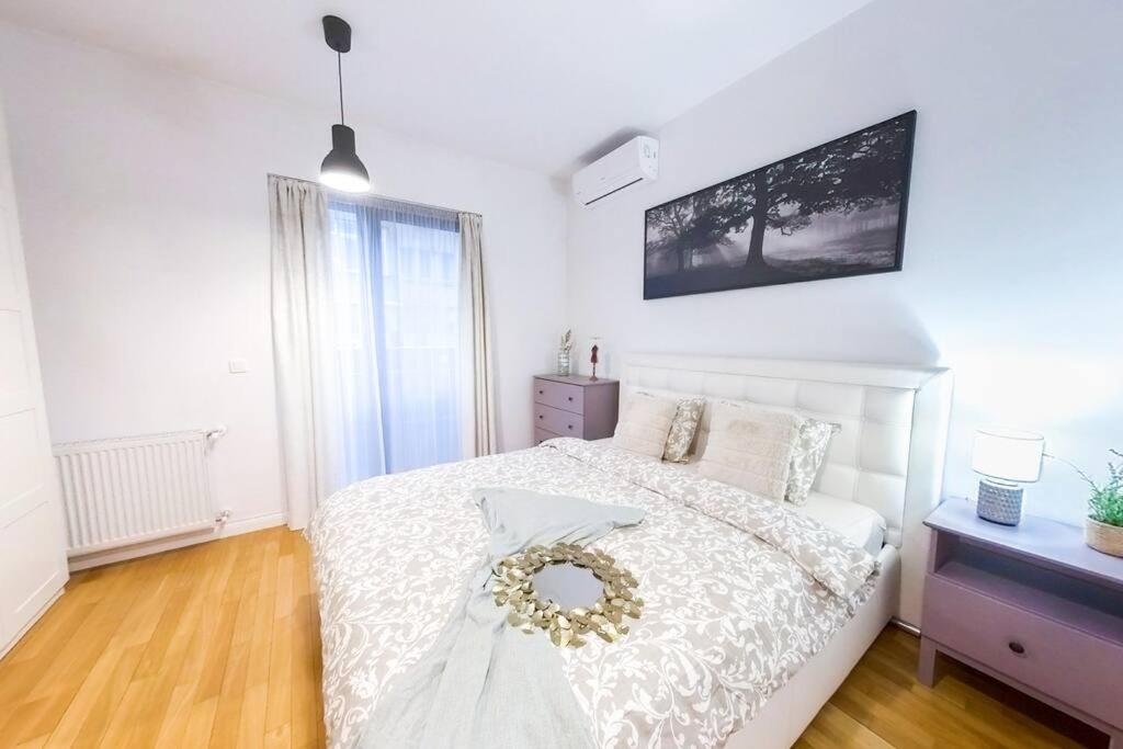 Old Town Spacious Apartment Bucureşti Exterior foto
